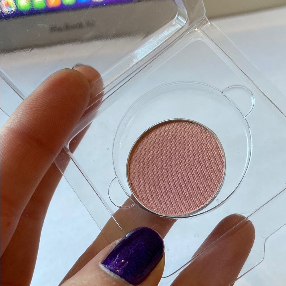 Brand New! Angel Fluff Pink Eyeshadow Pan
